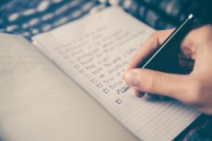 Fazer um checklist ajuda na produtividade